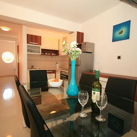 Ruzmarinka 4* Apartment *